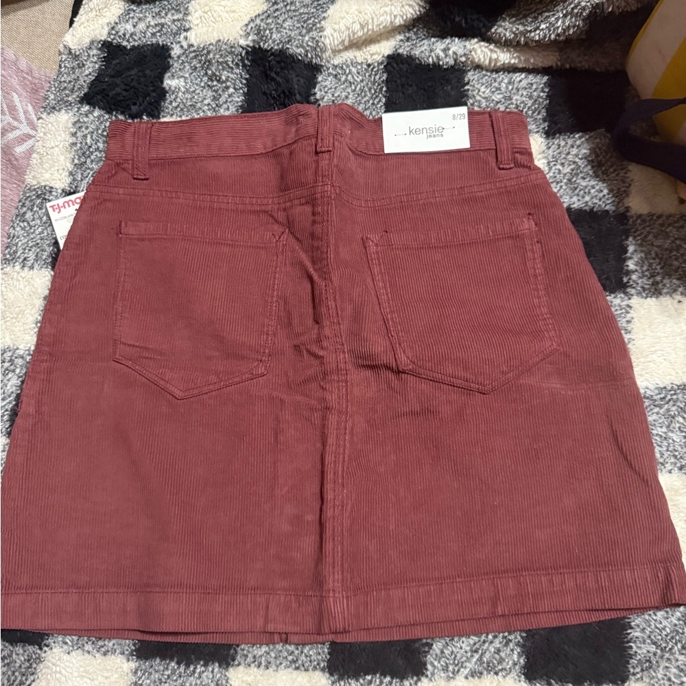 Kensie Women's Mini Corduroy Skirt - Burgundy